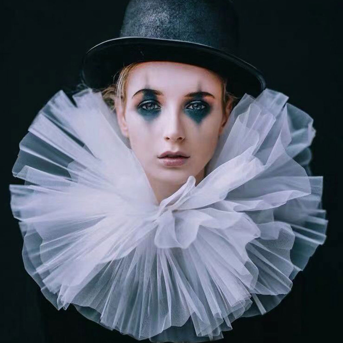 Mens Fashion Magazines - Victorian Court Ruffled ปลอมยุคกลาง Renaissance ปลอม